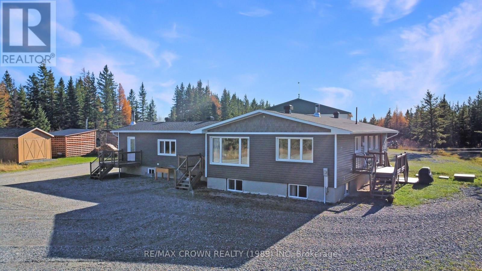 2027 Highway 11 W, Hearst, ON - Outdoor