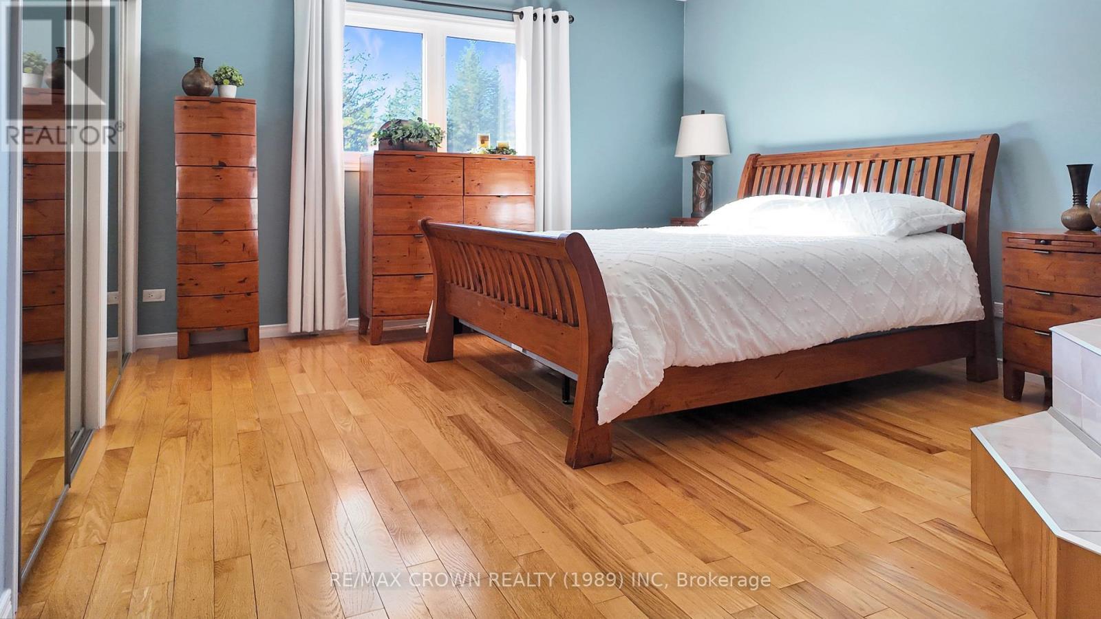 2027 Highway 11 W, Hearst, ON - Indoor Photo Showing Bedroom