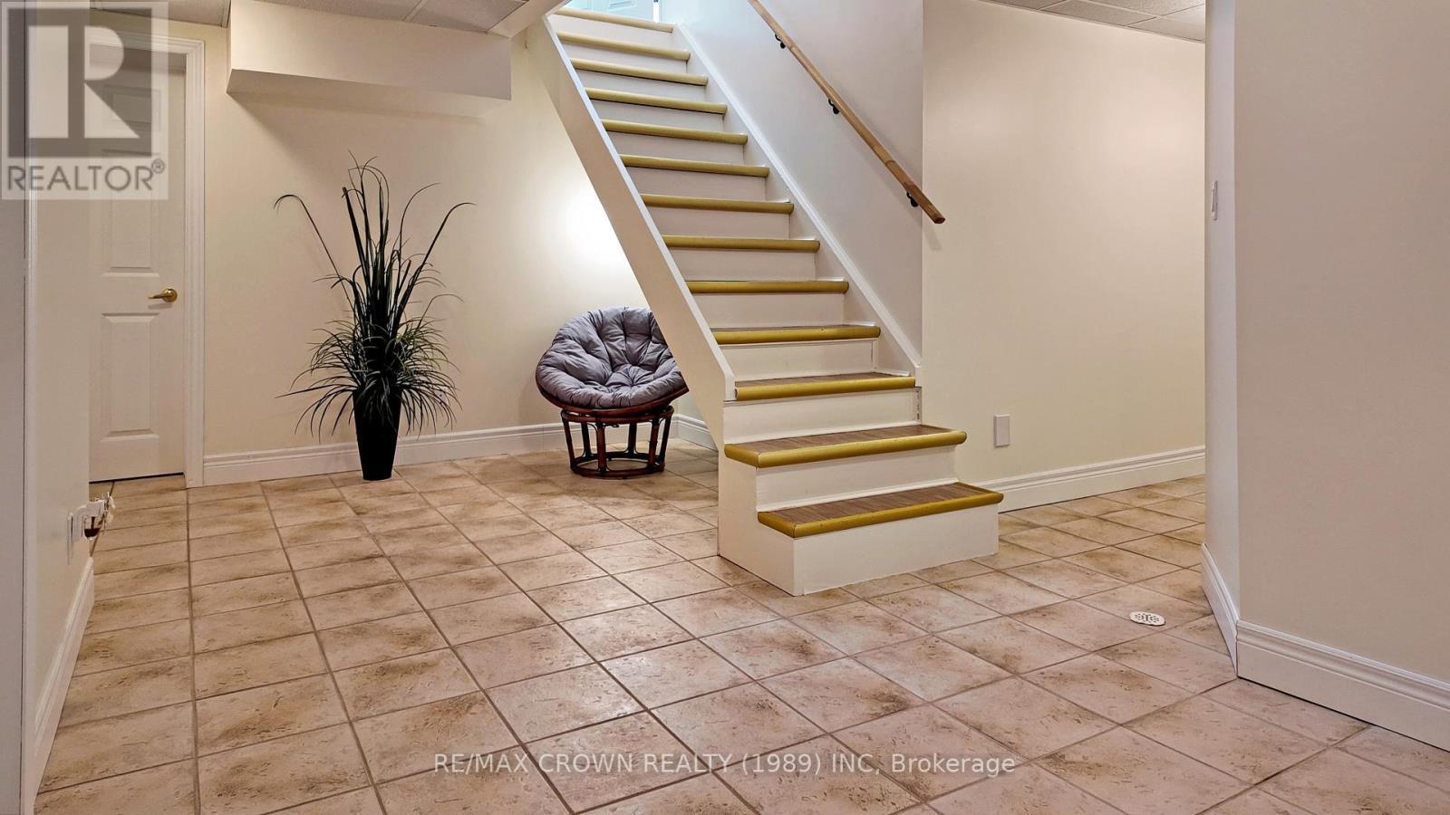 2027 Highway 11 W, Hearst, ON - Indoor Photo Showing Other Room