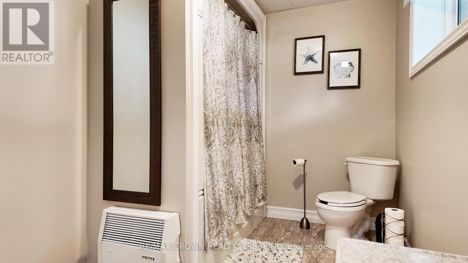 2027 Highway 11 W, Hearst, ON - Indoor Photo Showing Bathroom