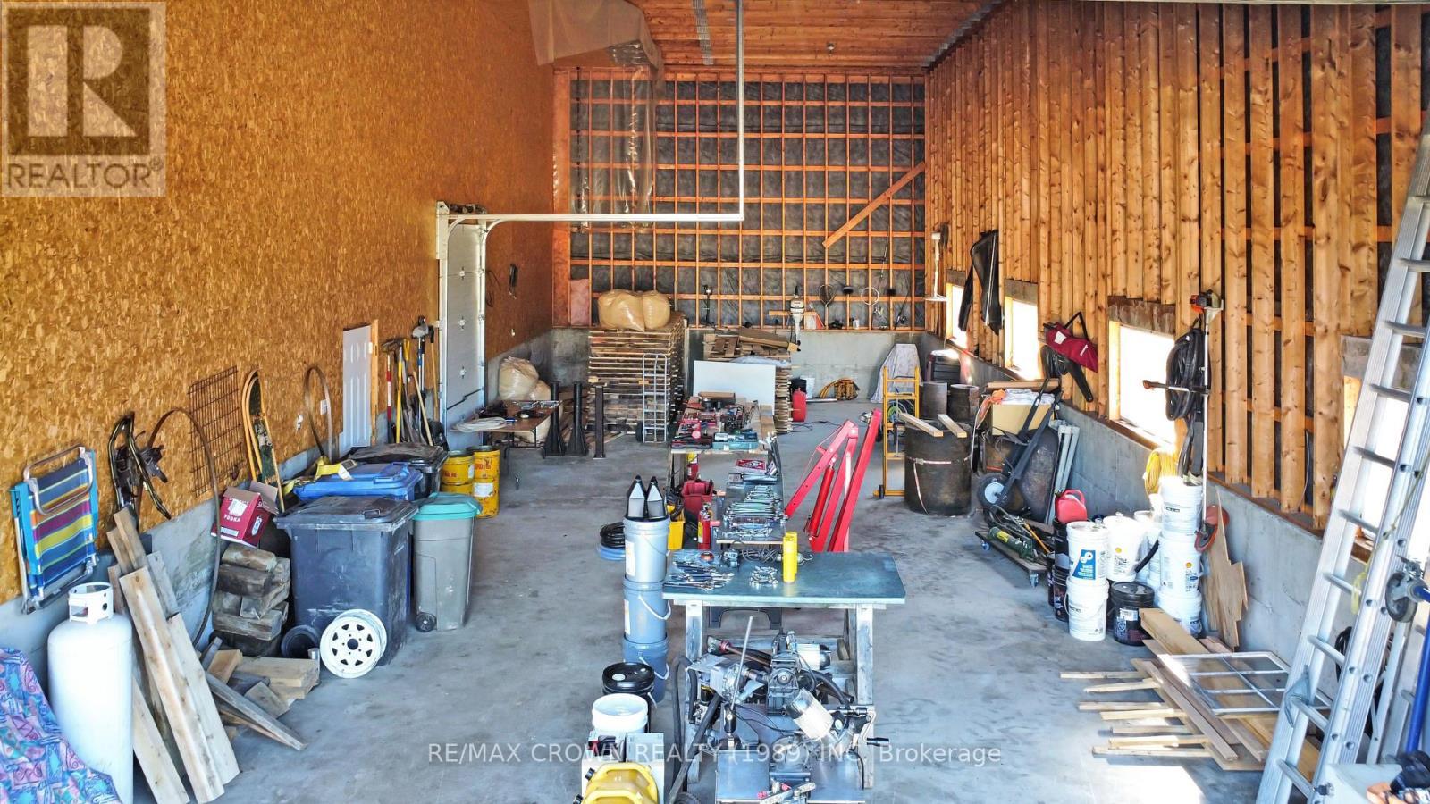 2027 Highway 11 W, Hearst, ON - Indoor Photo Showing Other Room