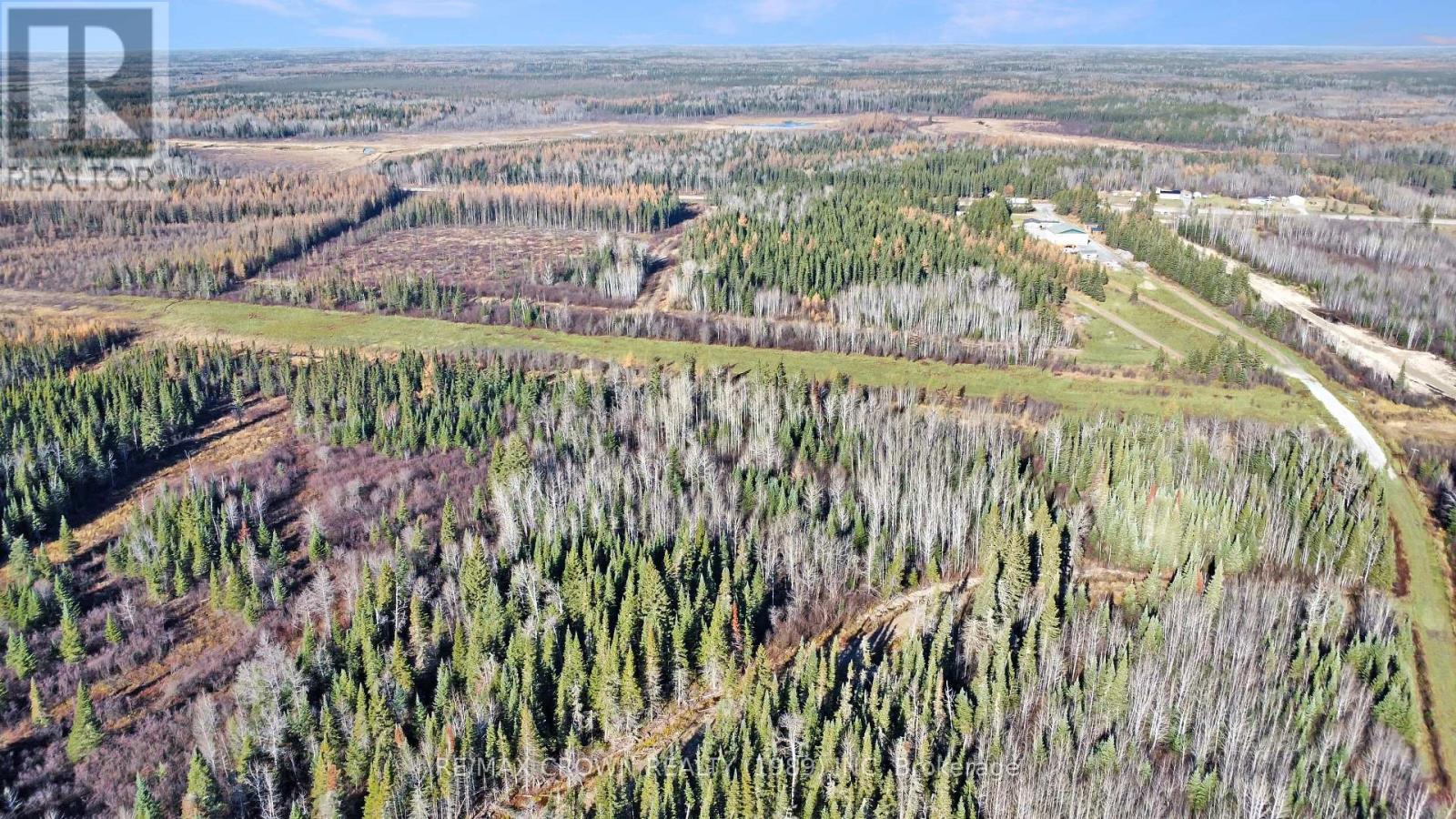 2027 Highway 11 W, Hearst, ON - Outdoor With View