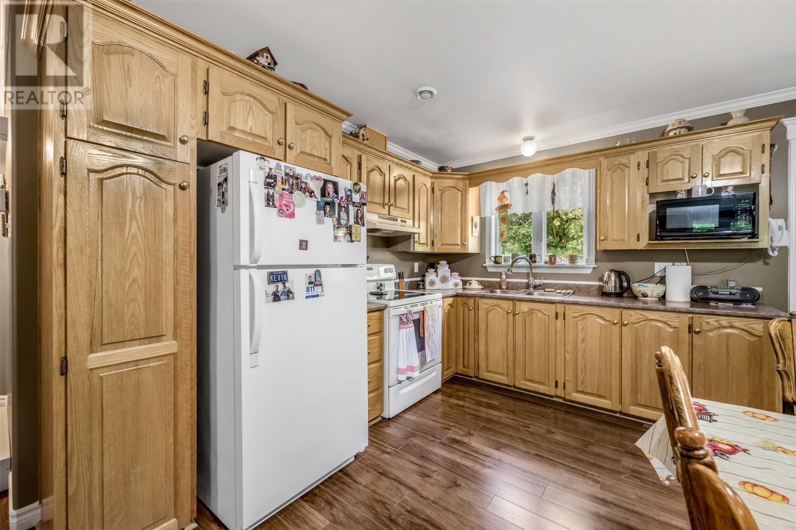 26 Birch Hill Road, Pouch Cove, NL - Indoor Photo Showing Kitchen With Double Sink