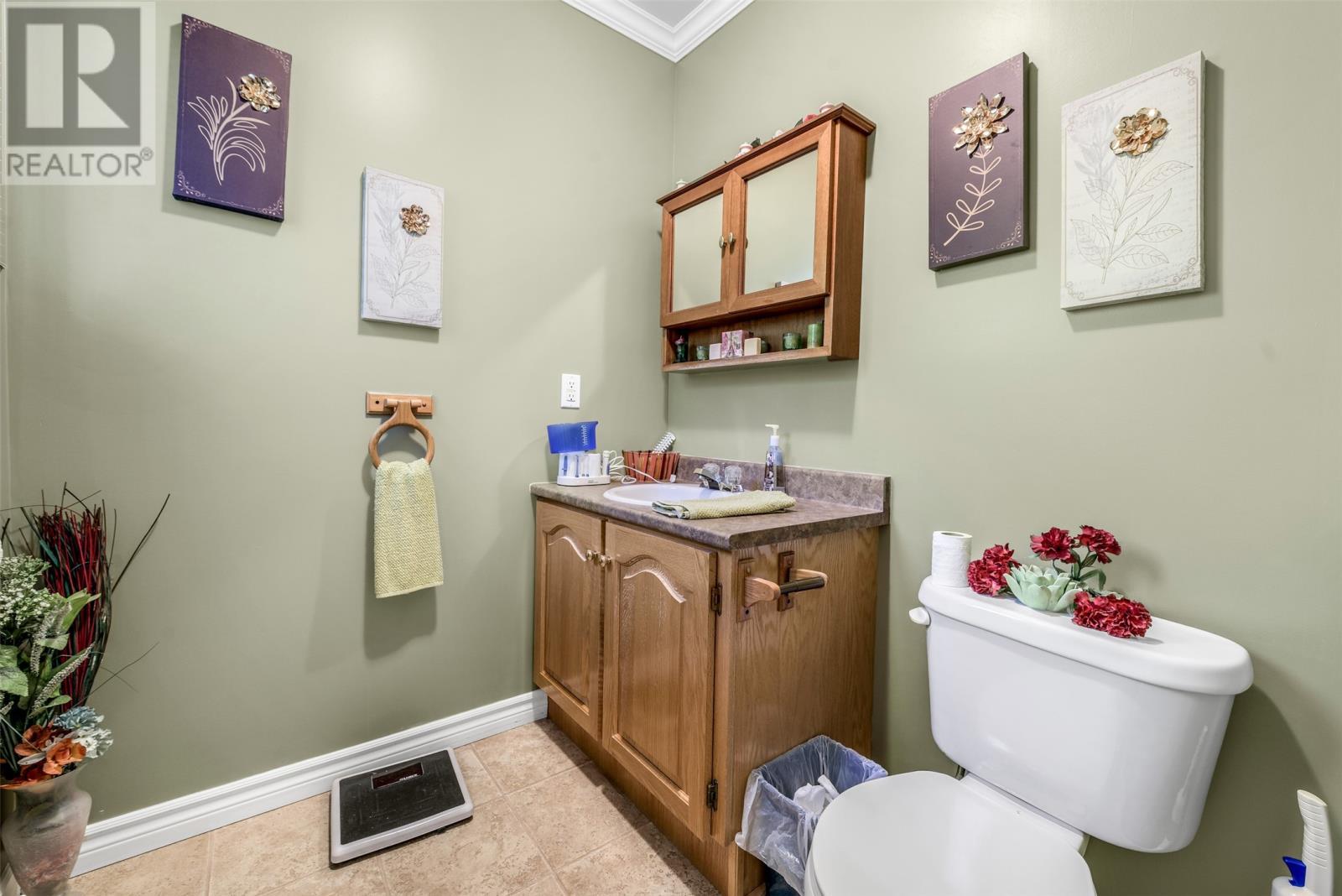 26 Birch Hill Road, Pouch Cove, NL - Indoor Photo Showing Bathroom