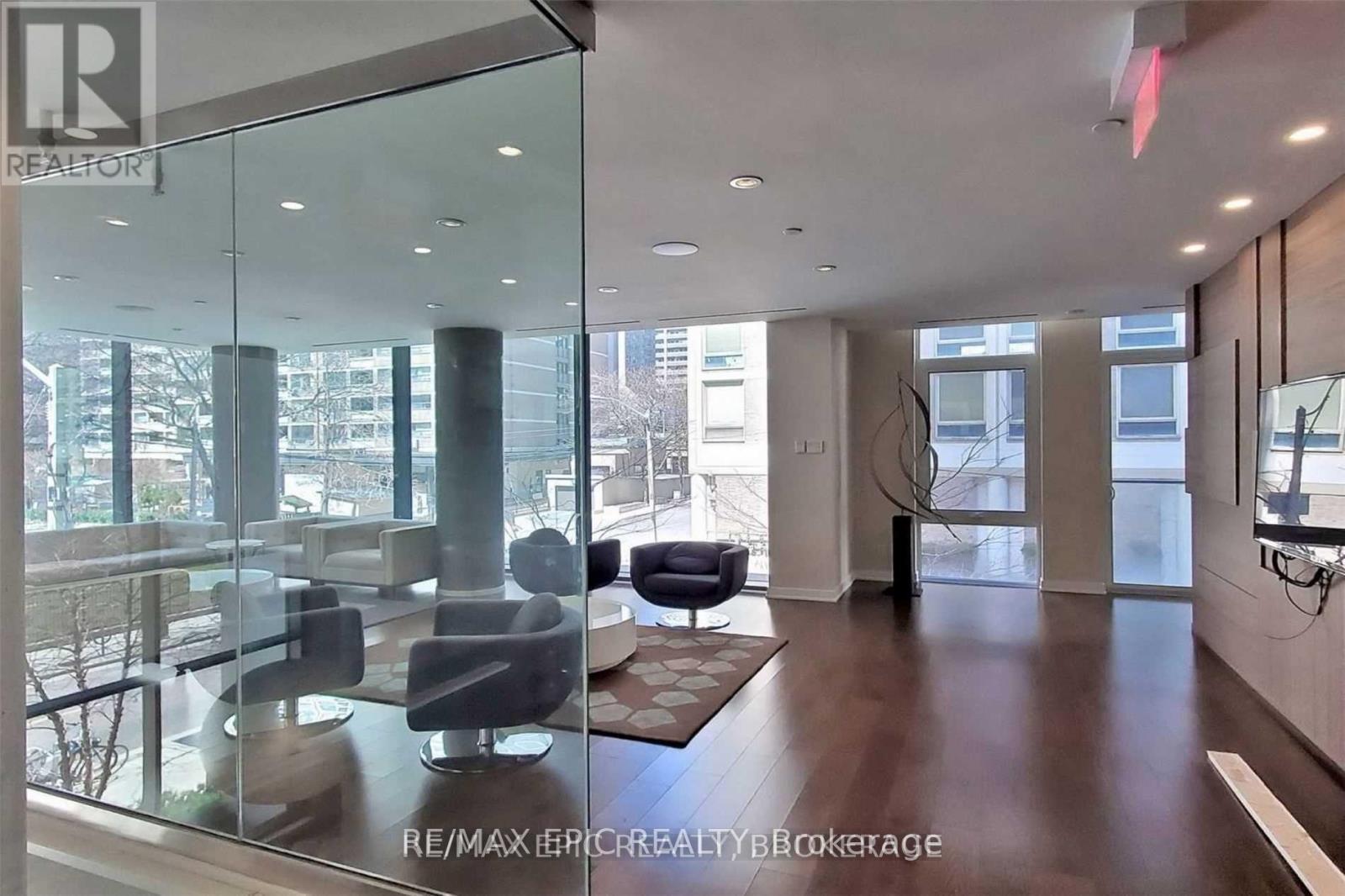 2703 - 75 St Nicholas Street, Toronto, ON - Indoor