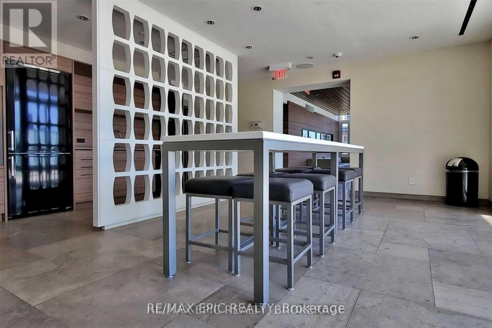 2703 - 75 St Nicholas Street, Toronto, ON - Indoor Photo Showing Other Room