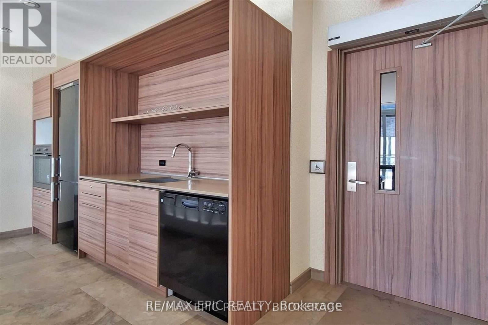 2703 - 75 St Nicholas Street, Toronto, ON - Indoor Photo Showing Other Room