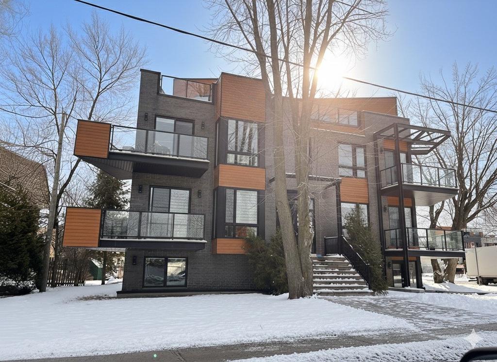 Frontage - 201-14692 Boul. Gouin O., Montréal (Pierrefonds-Roxboro), QC - Outdoor With Balcony