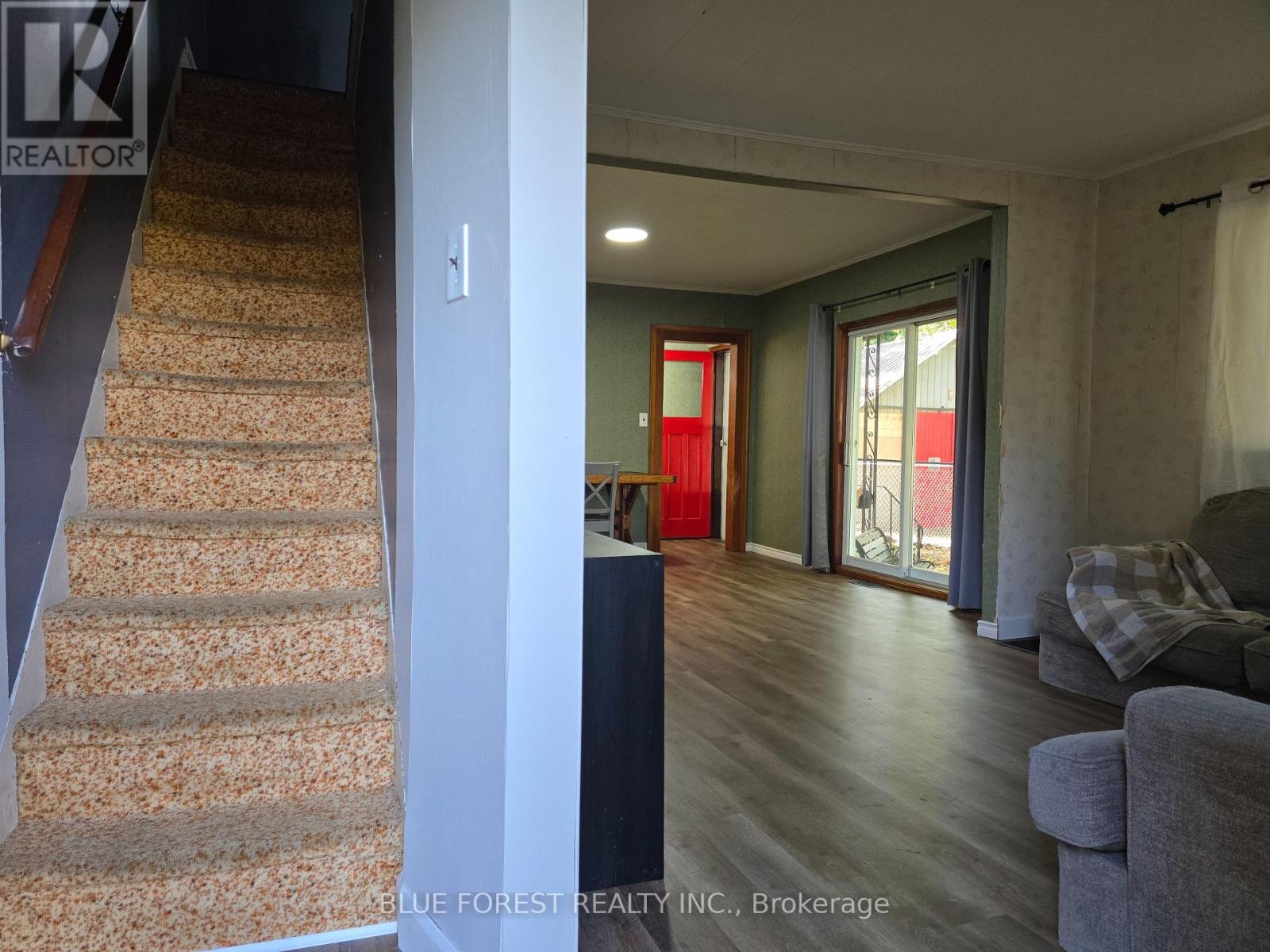 138 Centre Street, West Elgin (Rodney), ON - Indoor Photo Showing Other Room