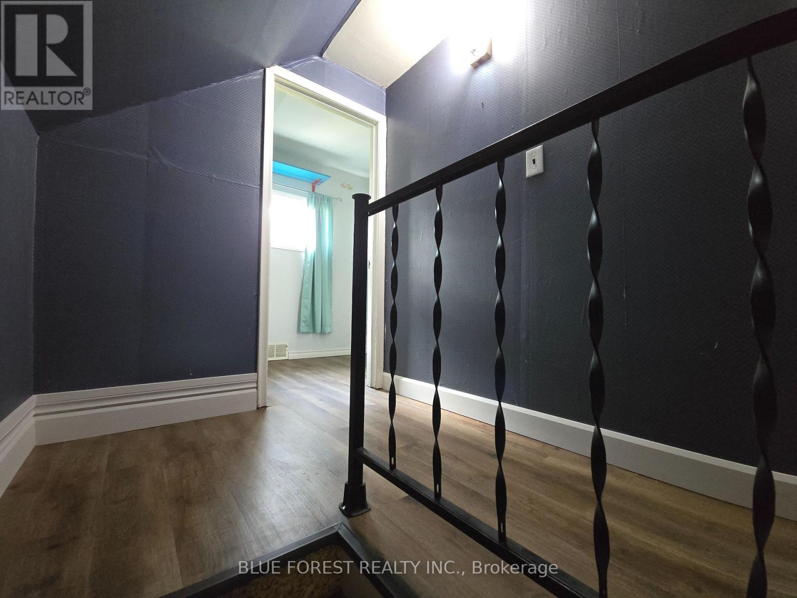 138 Centre Street, West Elgin (Rodney), ON - Indoor Photo Showing Other Room