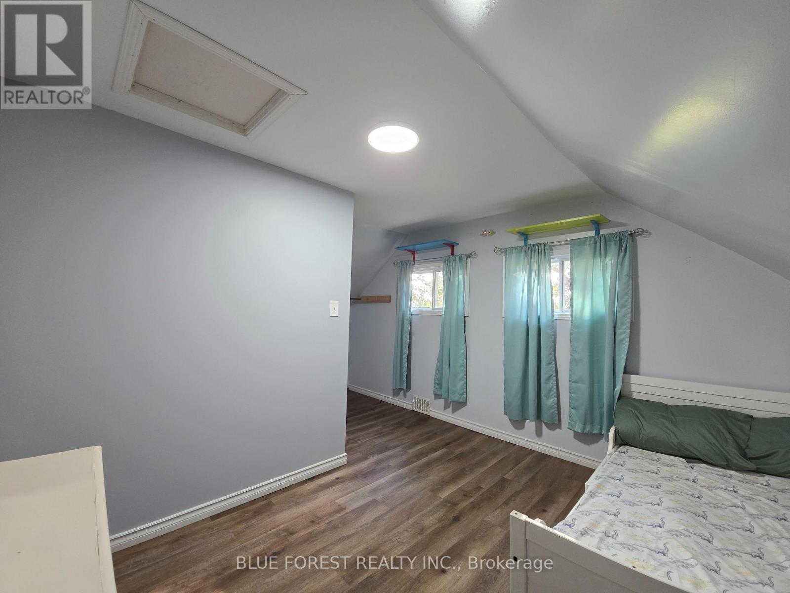 138 Centre Street, West Elgin (Rodney), ON - Indoor