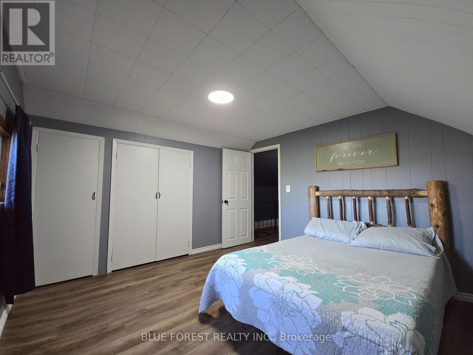 138 Centre Street, West Elgin (Rodney), ON - Indoor Photo Showing Bedroom