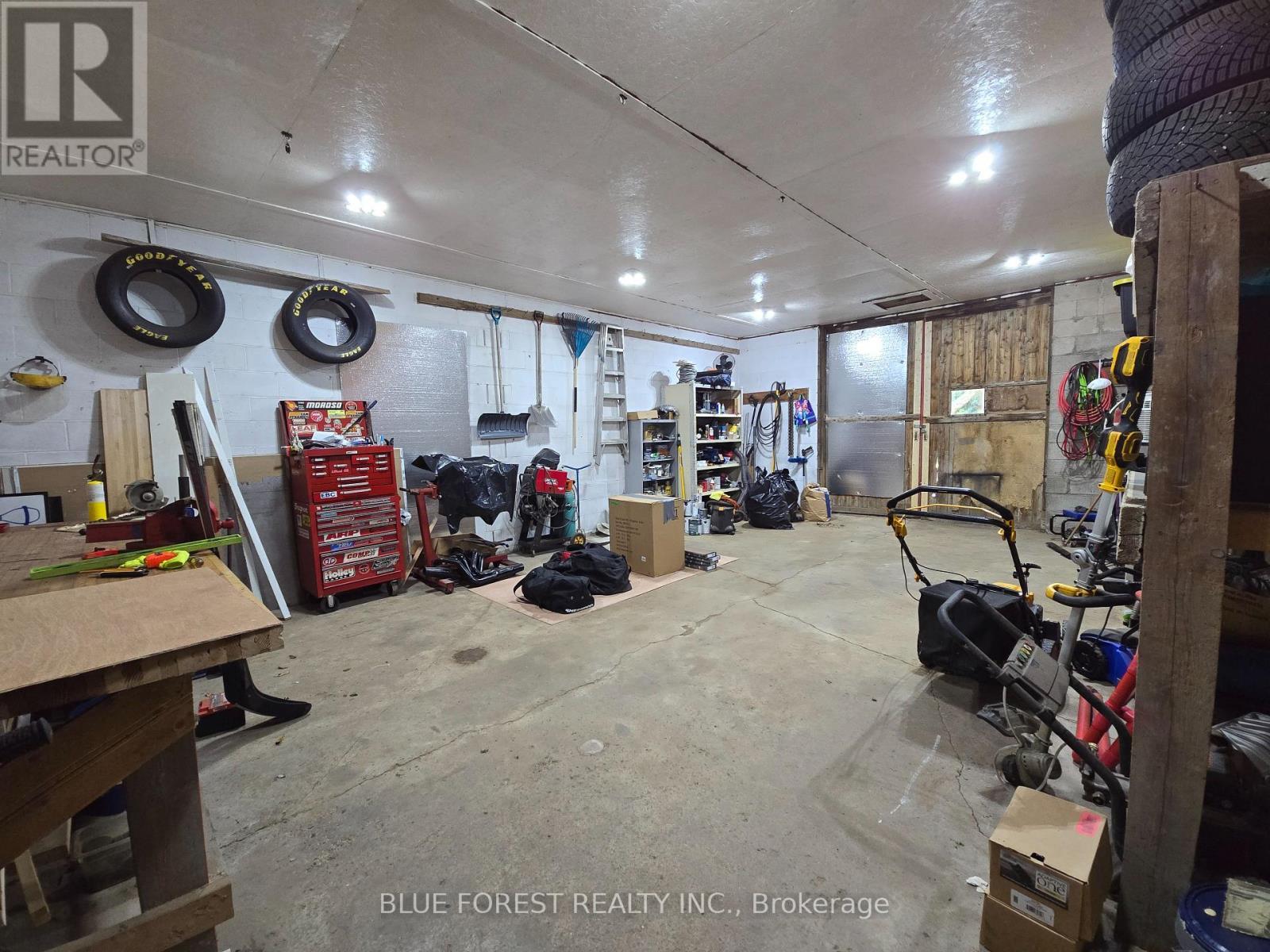 138 Centre Street, West Elgin (Rodney), ON - Indoor