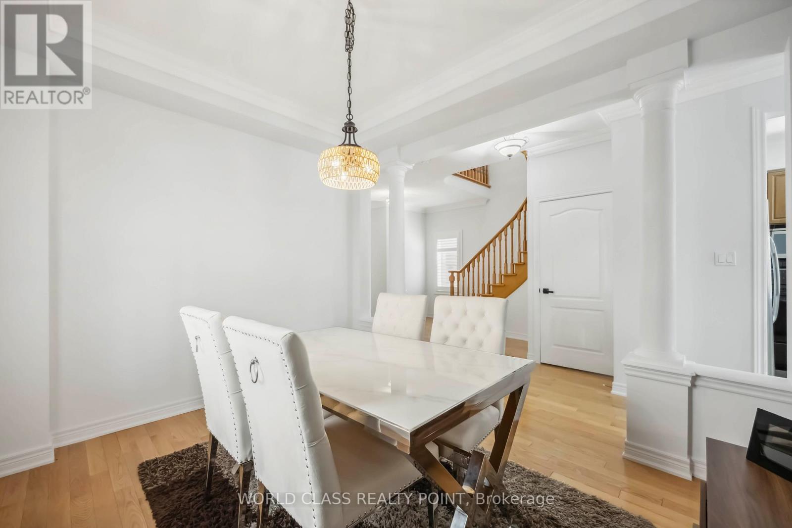 131 Lormel Gate, Vaughan, ON - Indoor Photo Showing Dining Room