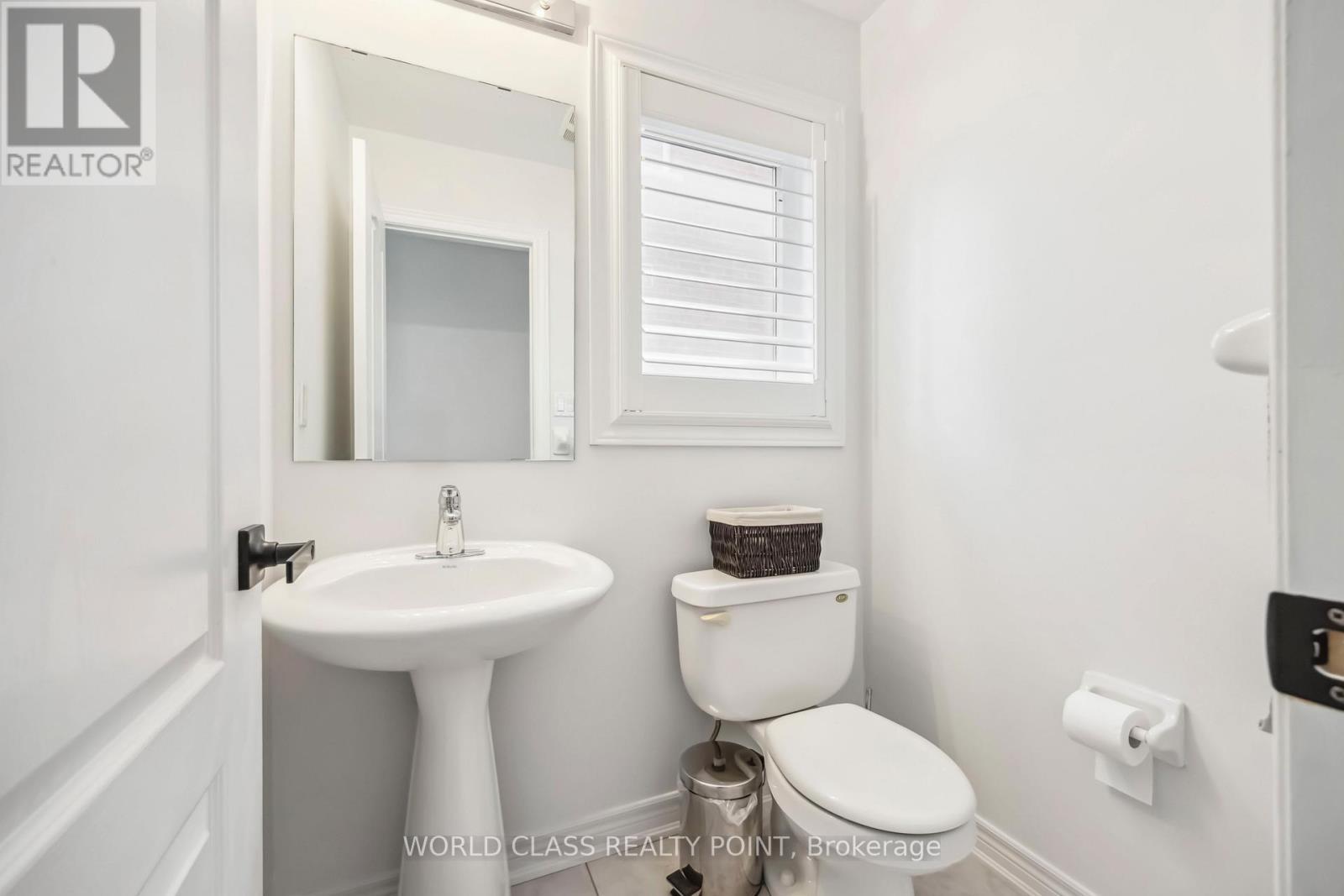 131 Lormel Gate, Vaughan, ON - Indoor Photo Showing Bathroom