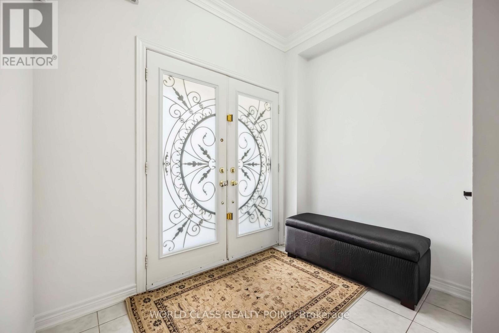 131 Lormel Gate, Vaughan, ON - Indoor Photo Showing Other Room