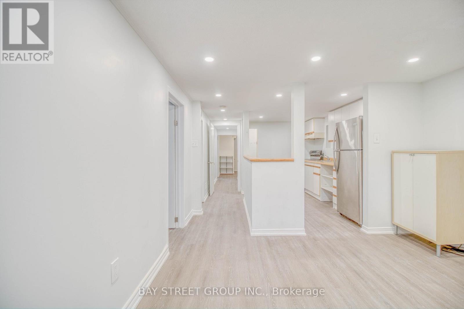 Basement #2 - 65 Davis Road N, Aurora, ON - Indoor