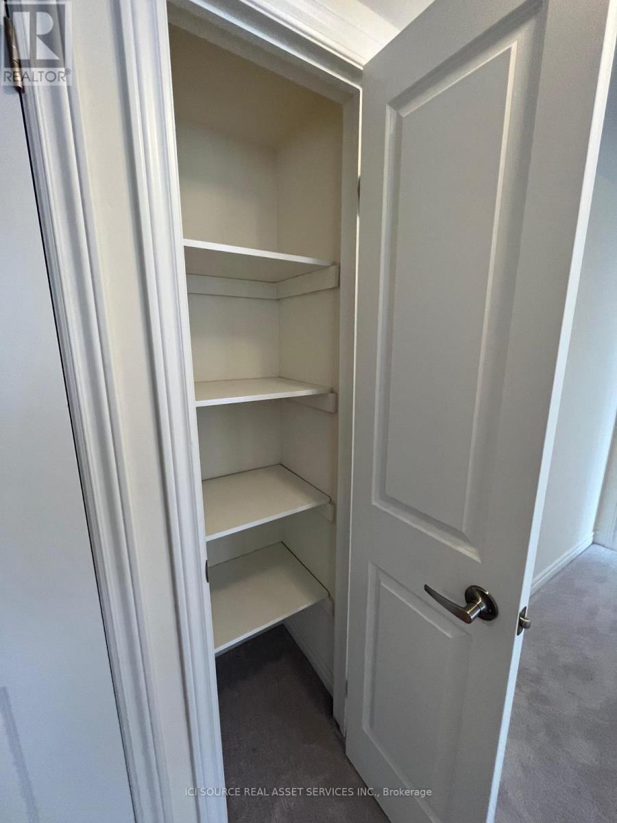 55 - 70 Knotsberry Circle, Brampton, ON - Indoor