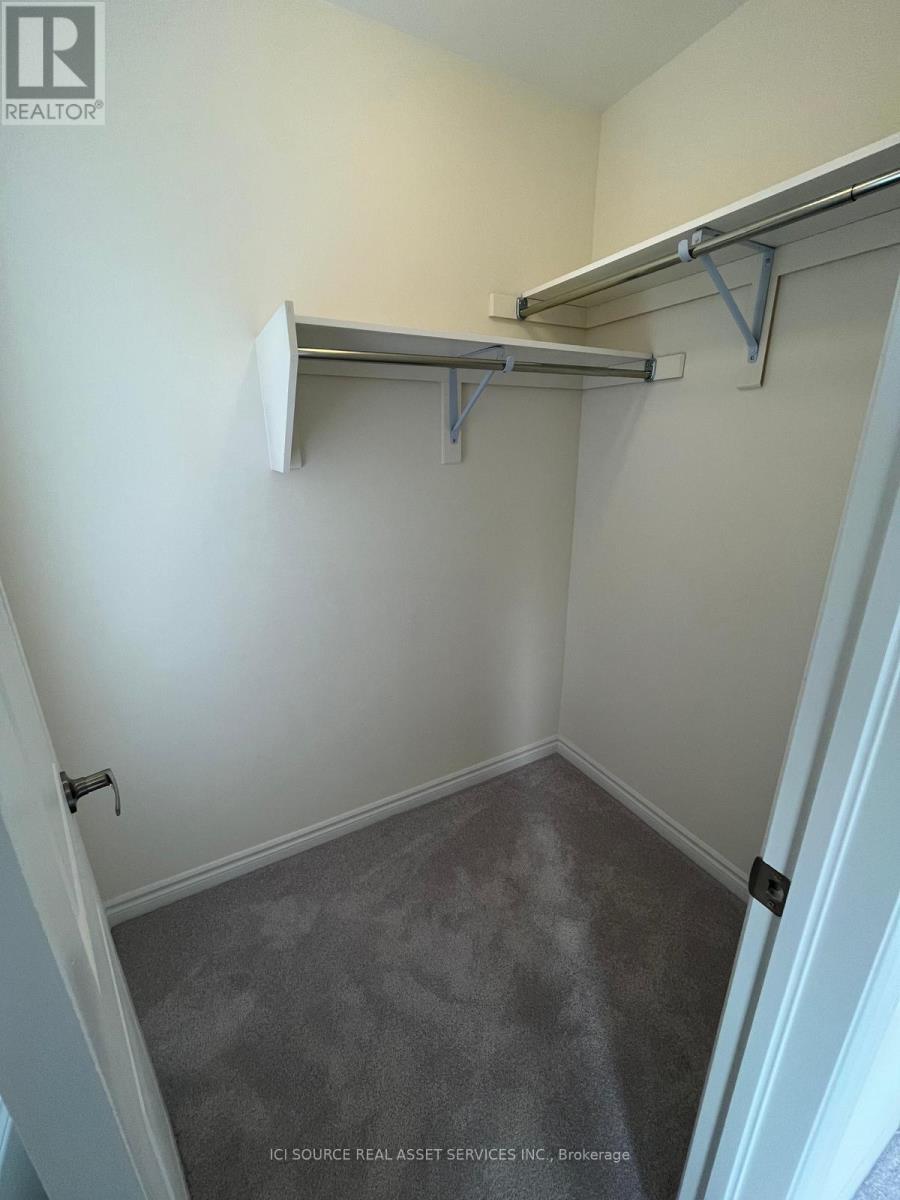 55 - 70 Knotsberry Circle, Brampton, ON - Indoor With Storage