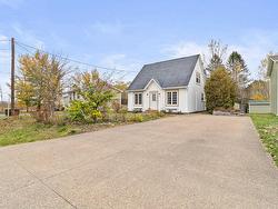 355 Nichols Avenue  North Kentville, NS B4N 3V7