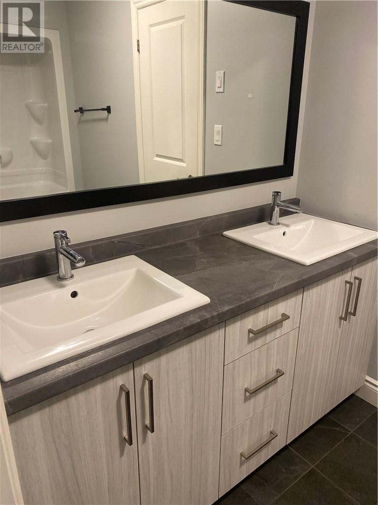 174 Jeanine Street, Sudbury, ON - Indoor Photo Showing Bathroom
