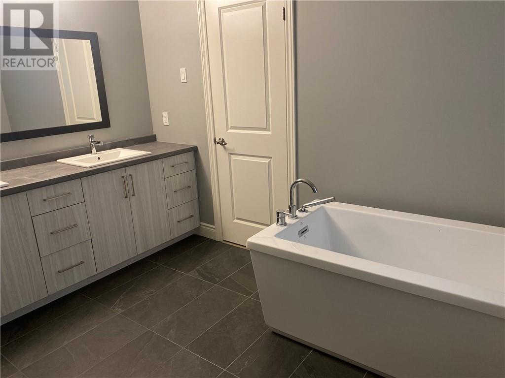 174 Jeanine Street, Sudbury, ON - Indoor Photo Showing Bathroom