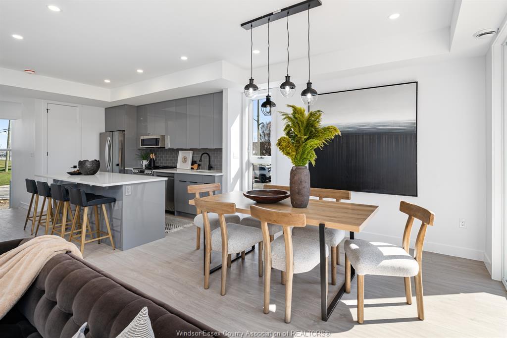 2035 Seneca Street, Windsor, ON