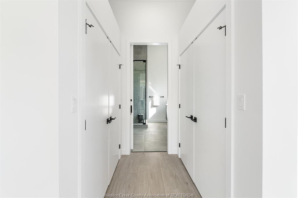 2035 Seneca Street, Windsor, ON