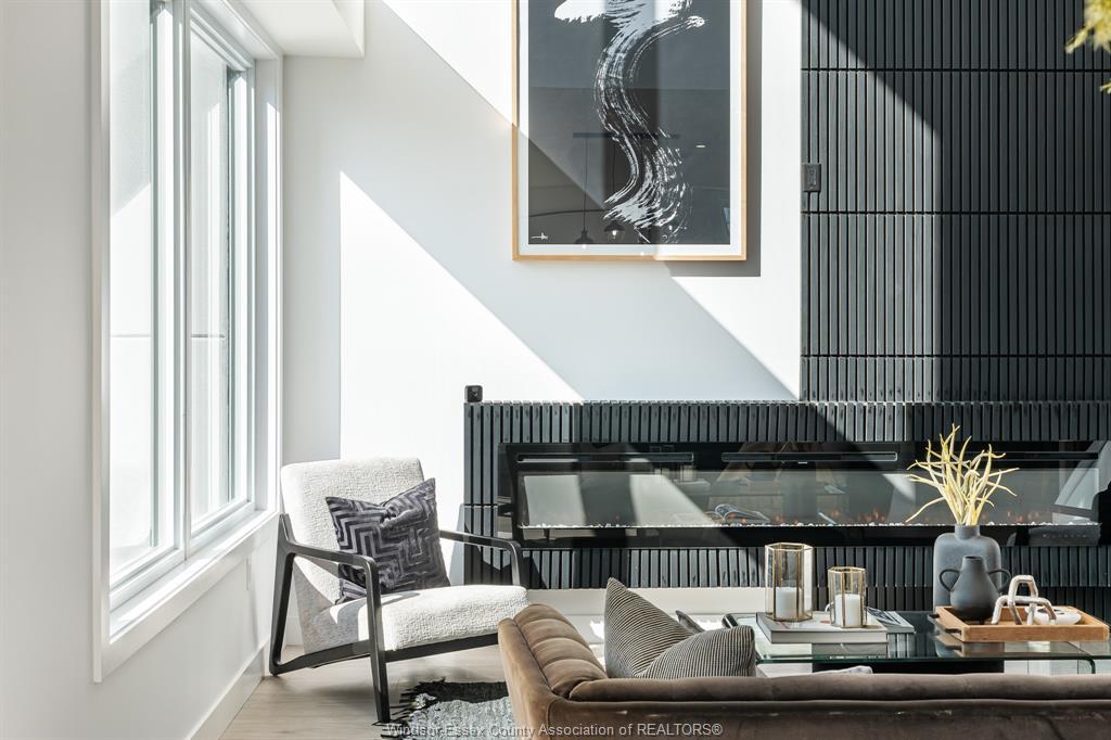 2035 Seneca Street, Windsor, ON