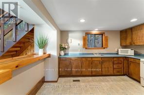 1033 Bayview Point Road, Lake Of Bays (Ridout), ON - Indoor