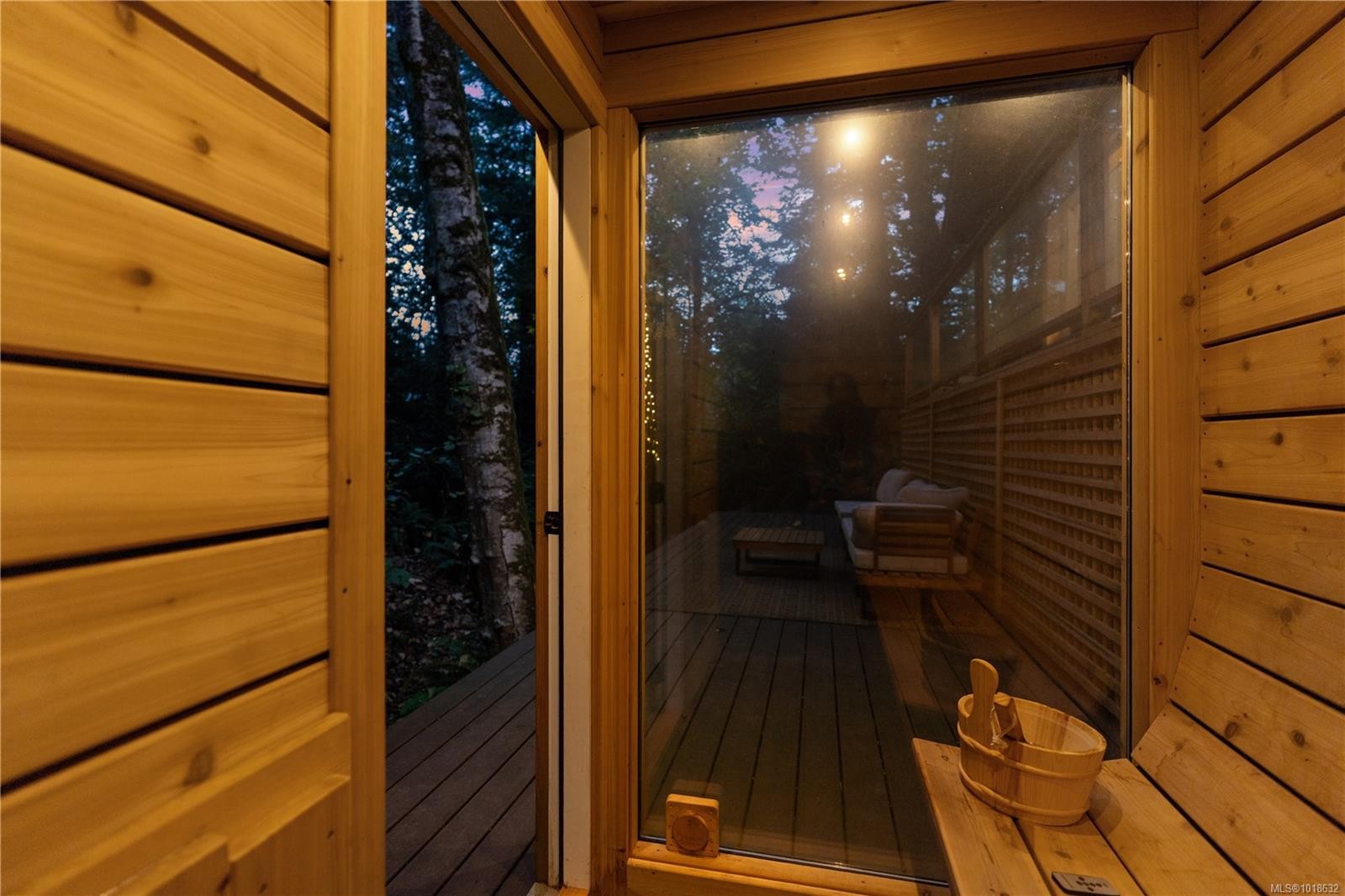 338 Walkers Hook Rd, Salt Spring, BC