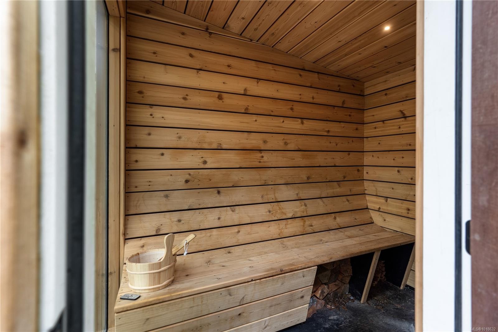 338 Walkers Hook Rd, Salt Spring, BC