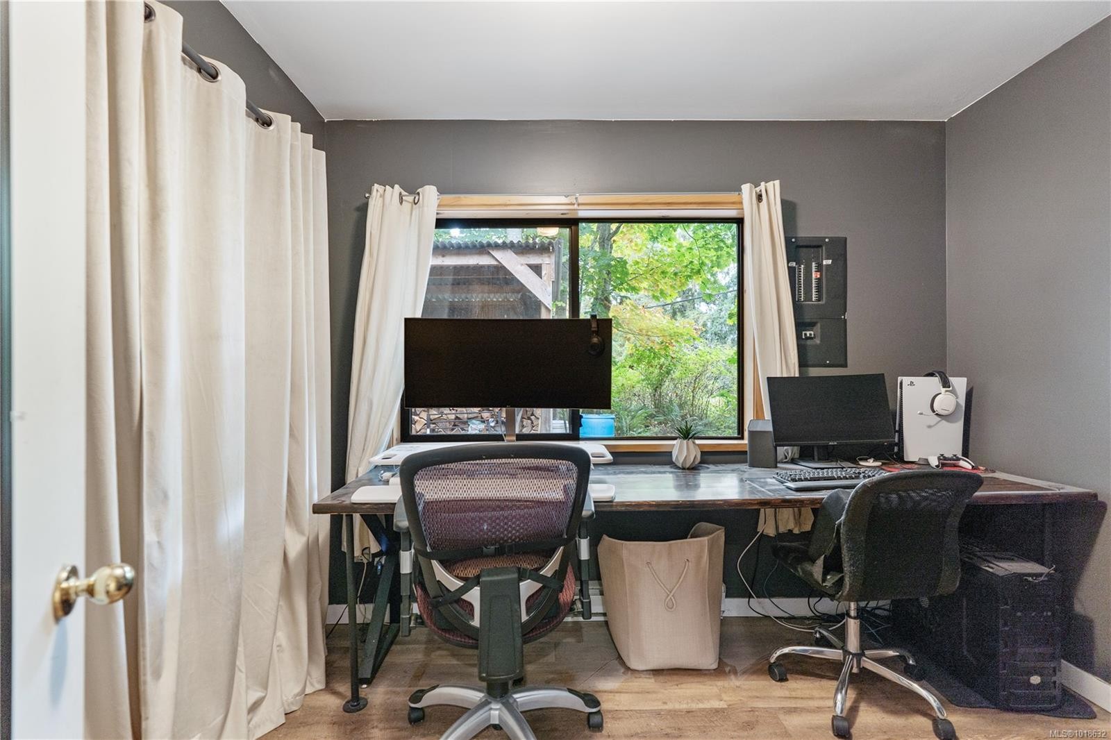 338 Walkers Hook Rd, Salt Spring, BC