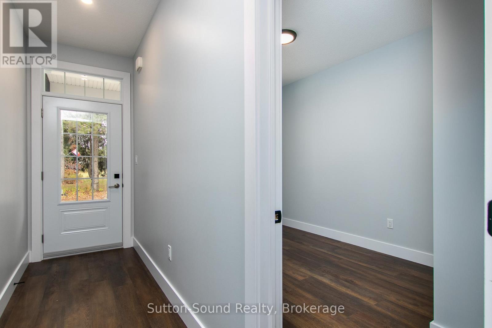 5 - 202 Queen Street W, South Bruce Peninsula, ON - Indoor Photo Showing Other Room