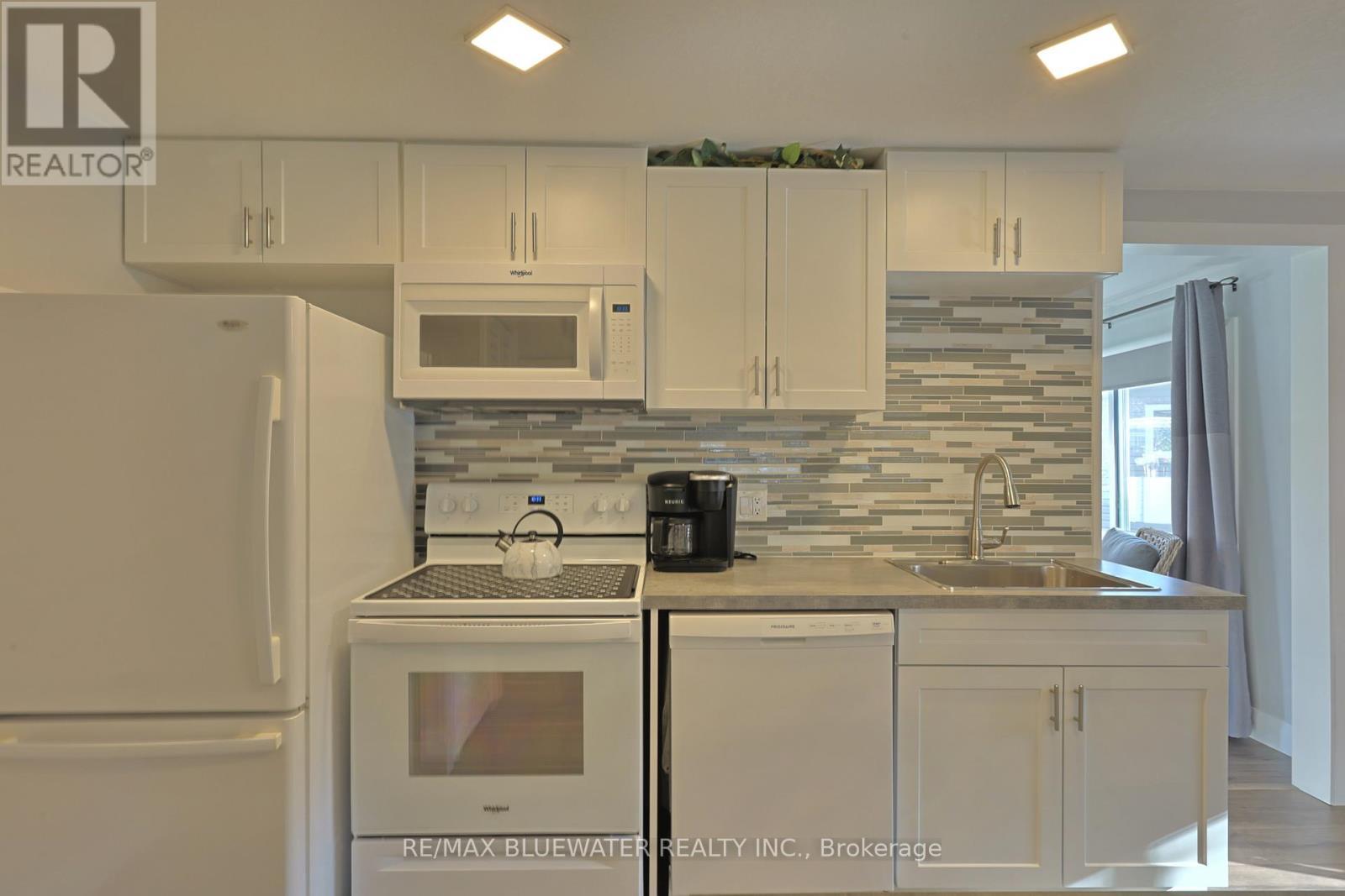 79 Pebble Beach Parkway, South Huron (Stephen), ON - Indoor Photo Showing Kitchen