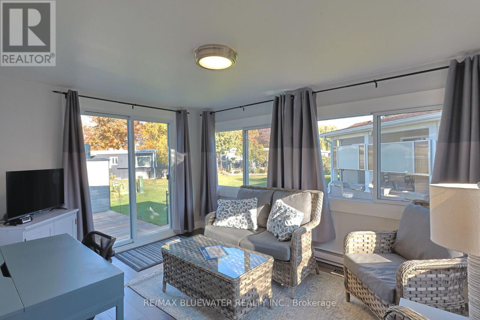 79 Pebble Beach Parkway, South Huron (Stephen), ON - Indoor