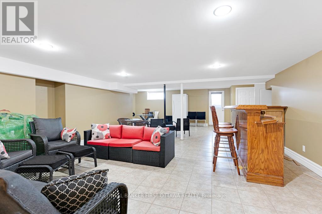 Over-sized lower level with flex spaces - 556 West Point Drive, Drummond/North Elmsley, ON - Indoor