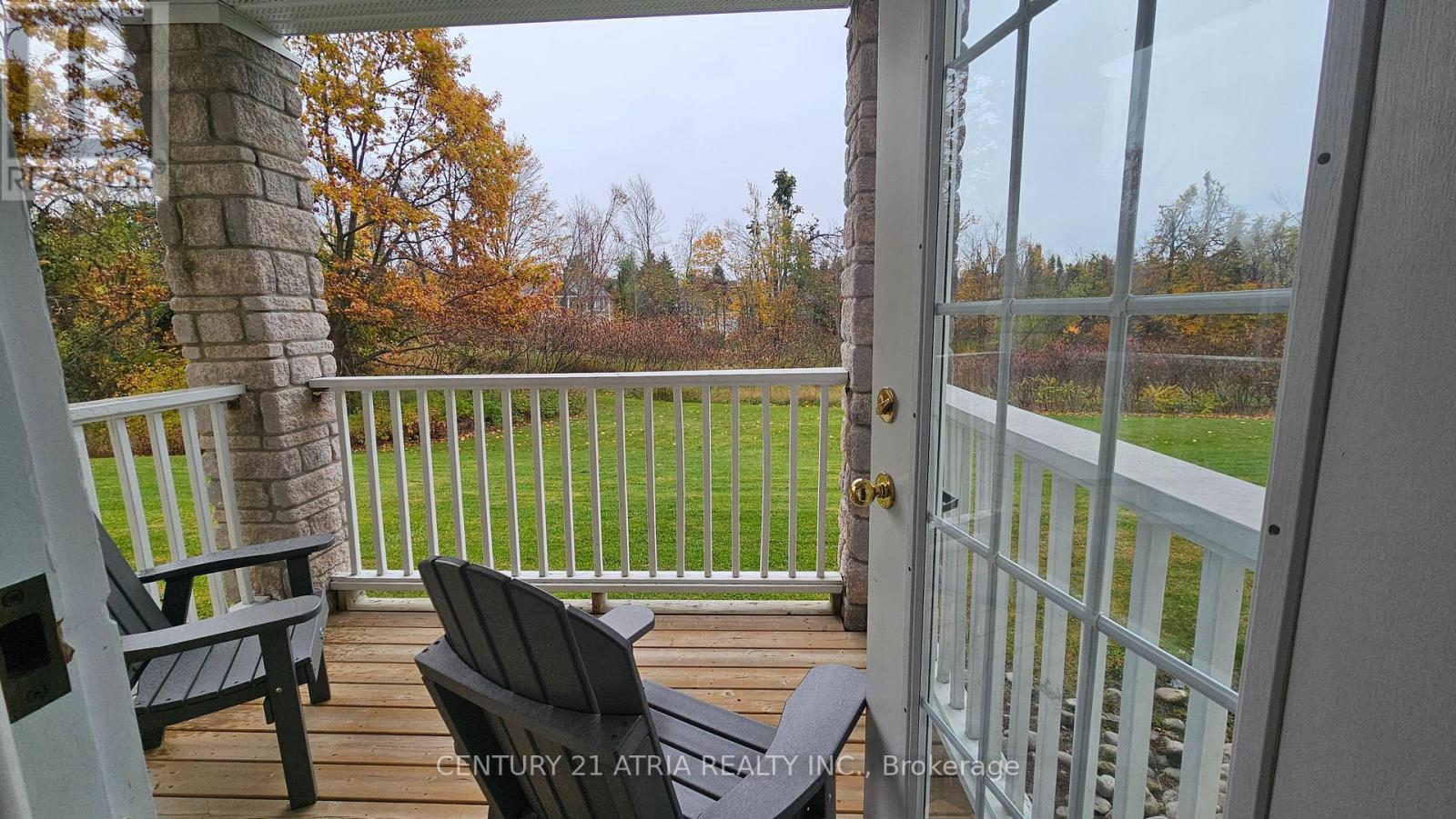 2074/75 - 90 Highlands Drive, Oro-Medonte, ON - Outdoor With Exterior