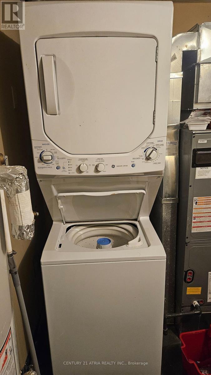 2074/75 - 90 Highlands Drive, Oro-Medonte, ON - Indoor Photo Showing Laundry Room