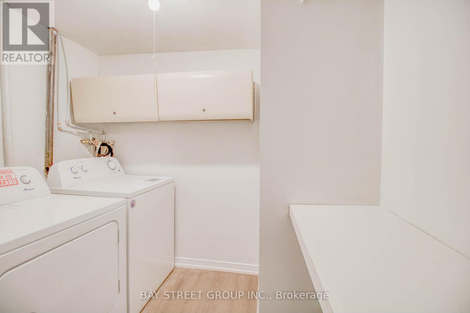 Basement #1 - 65 Davis Road N, Aurora, ON - Indoor Photo Showing Laundry Room