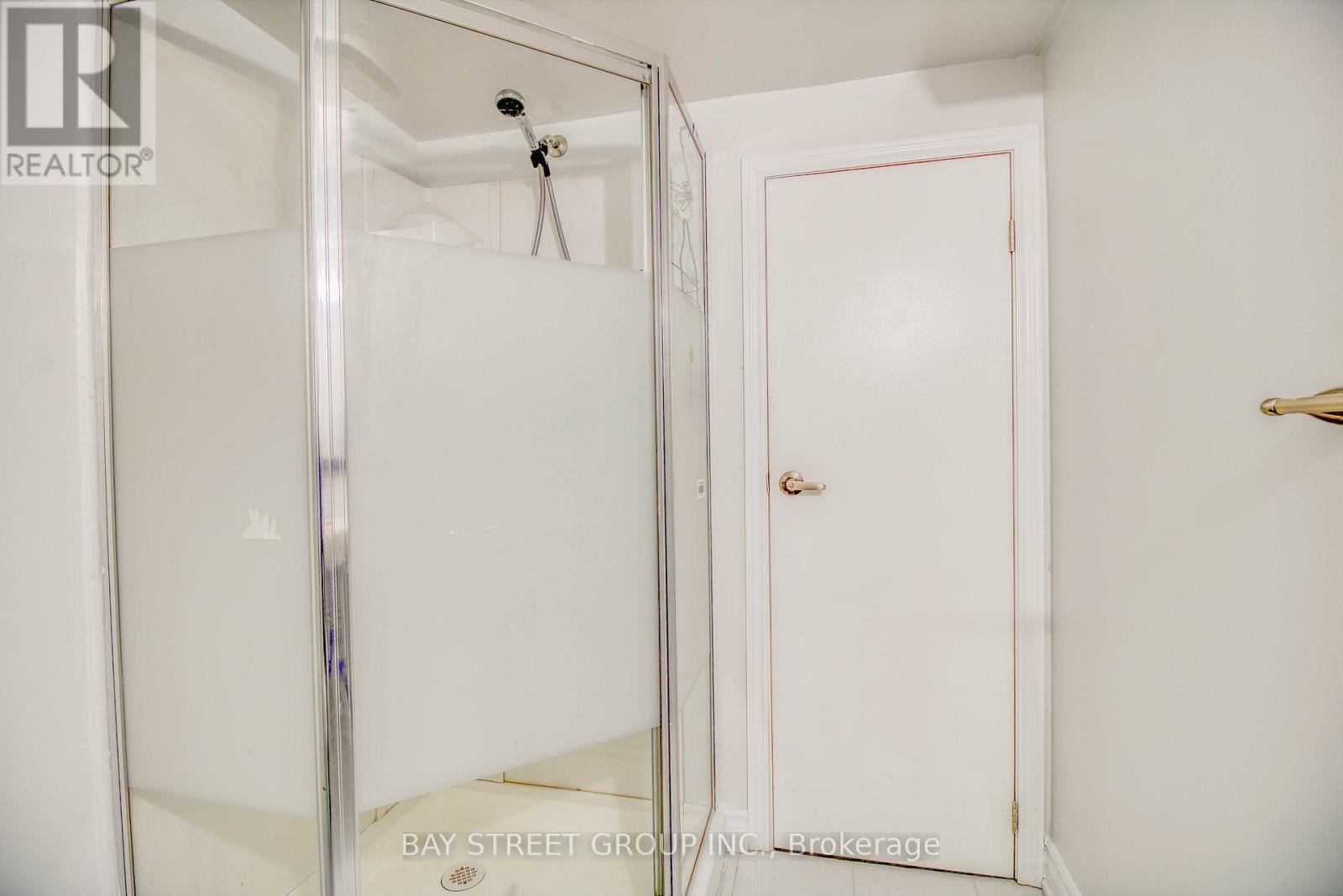 Basement #1 - 65 Davis Road N, Aurora, ON - Indoor Photo Showing Bathroom