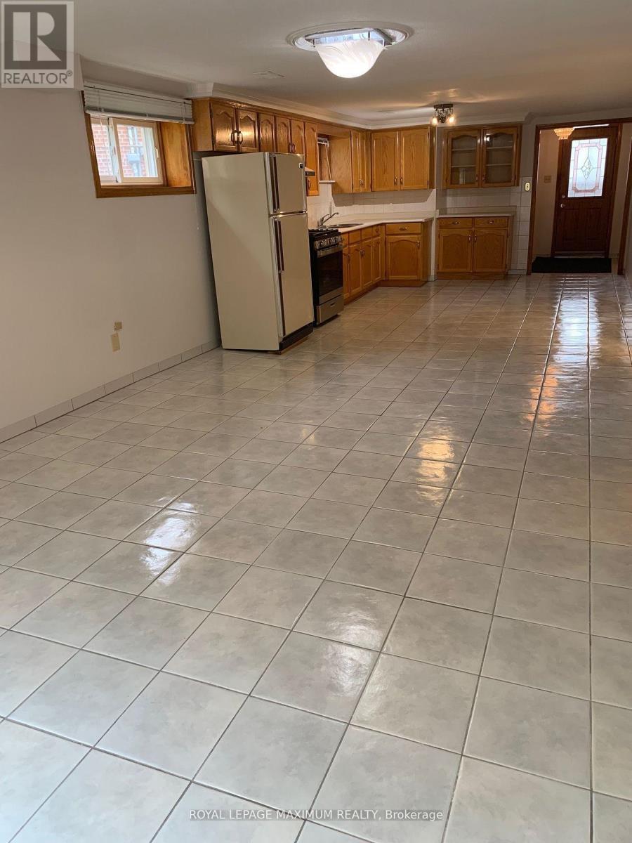 155 Rainbow Drive, Vaughan, ON - Indoor Photo Showing Other Room