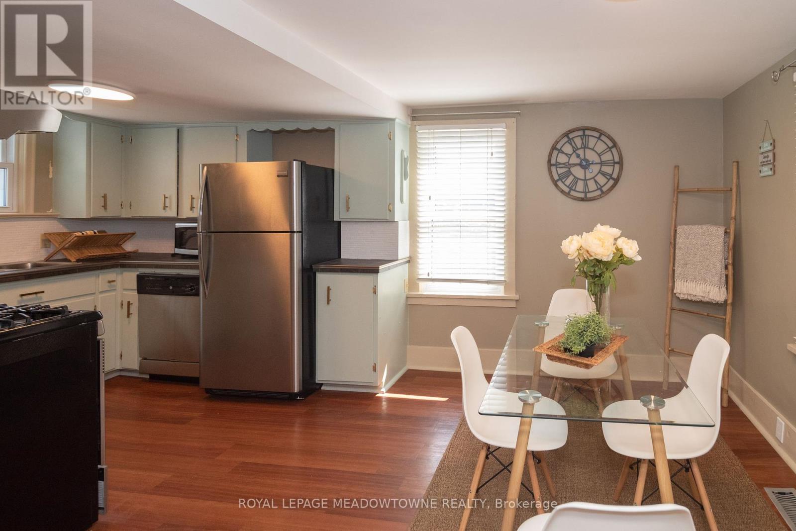 5853 Mcleod Road, Niagara Falls, ON - Indoor Photo Showing Other Room