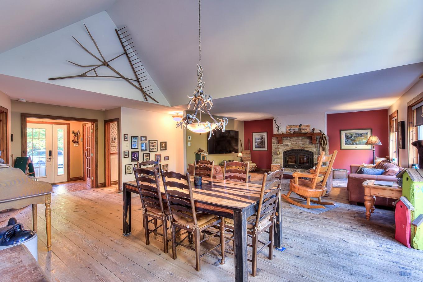 Vue d'ensemble - 3315Z Ch. De La Rivière-Du-Nord, Mirabel, QC - Indoor Photo Showing Dining Room