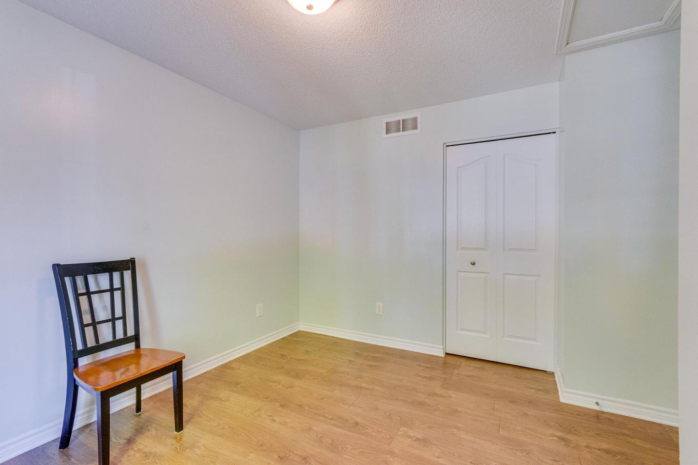 Chambre à coucher - 36 Rue Jean-Louis-Morin, Gatineau (Aylmer), QC - Indoor Photo Showing Other Room