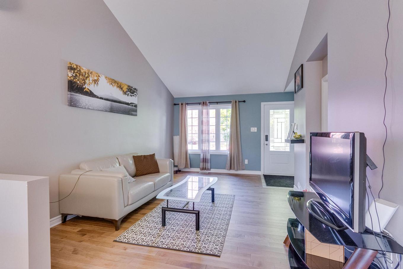 Salon - 36 Rue Jean-Louis-Morin, Gatineau (Aylmer), QC - Indoor Photo Showing Living Room