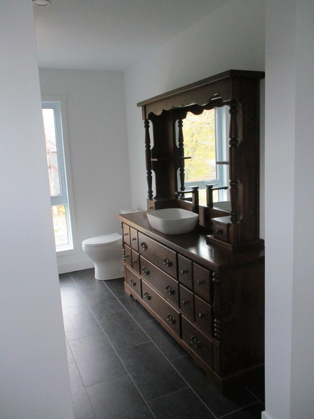 Bathroom - 344 3E Rang E., Sainte-Anne-De-La-Pocatière, QC - Indoor Photo Showing Bathroom