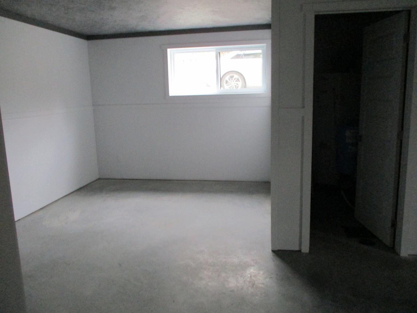 Basement - 344 3E Rang E., Sainte-Anne-De-La-Pocatière, QC - Indoor Photo Showing Other Room