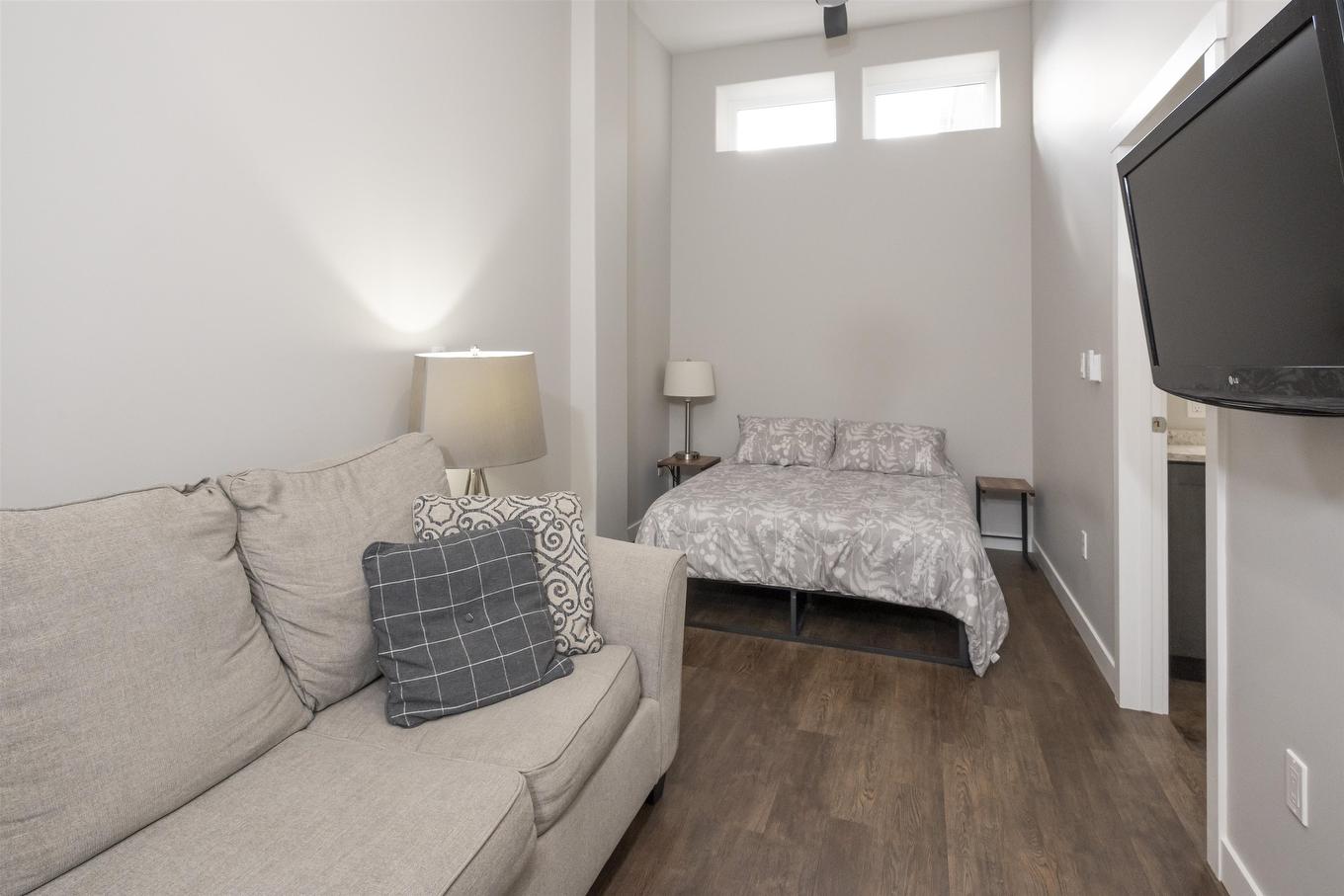 3209 96 High Street N, Thunder Bay, ON - Indoor Photo Showing Bedroom