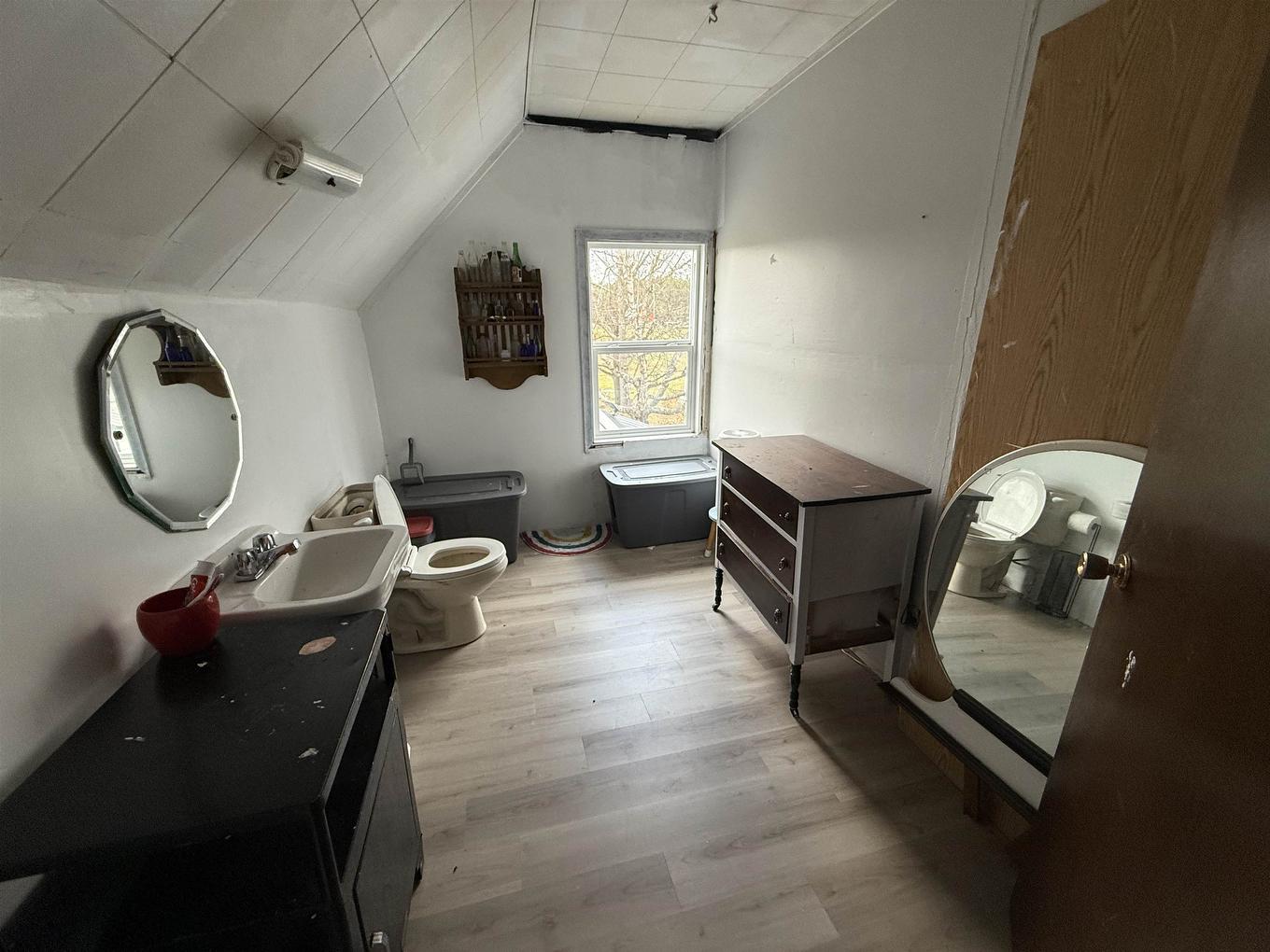 621 Mcgogy Road, Dryden, ON - Indoor Photo Showing Other Room